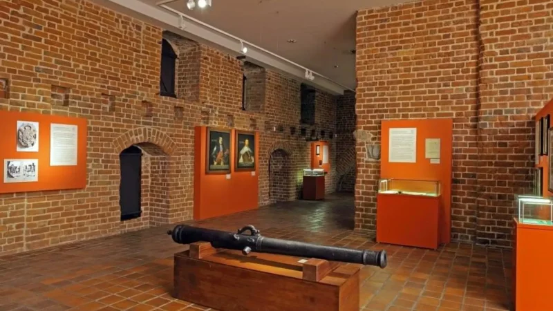 Exhibition_Halls_04