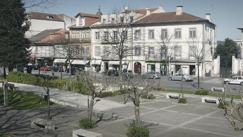 Fafe Town Center – Traditional streets & cafés(2)