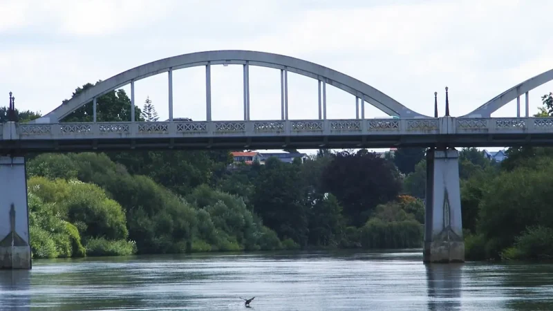 Fairfield_Bridge_Views_тАУ_River_Viewpoints_04