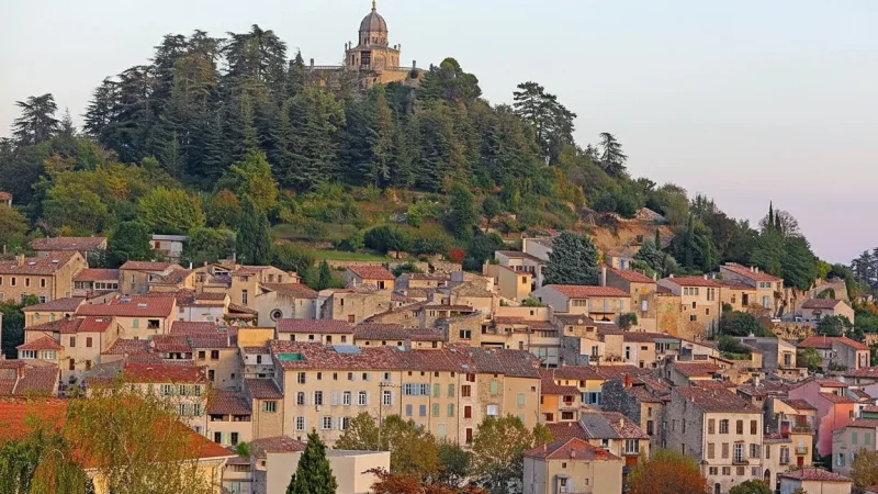 Forcalquier Old Town – Markets and heritage(2)