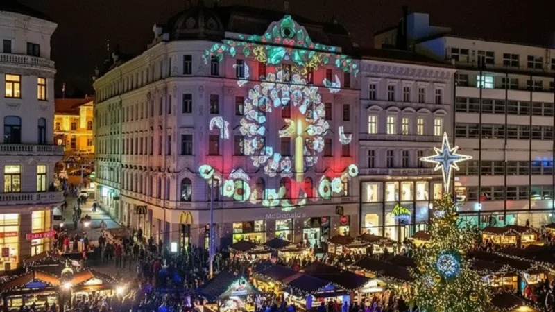 Freedom Square – Central public square3(2)