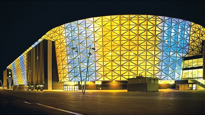 Friends Arena(3)