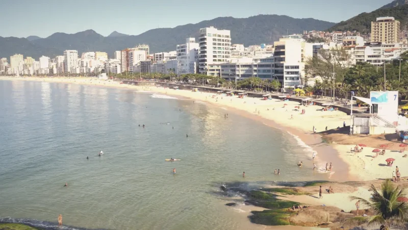 Garota de Ipanema Park – Small coastal park(2)