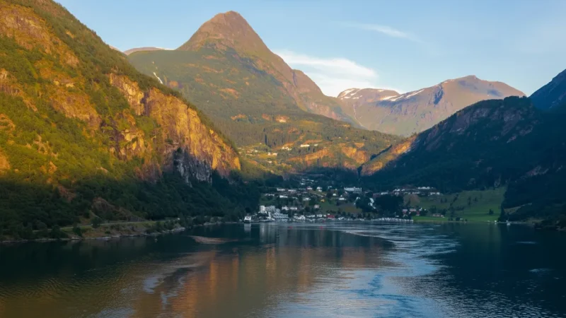 Geiranger Village – Small fjord-side settlement(3)