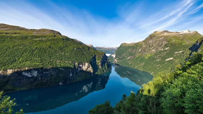 Geirangerfjord Scenic Route – Iconic fjord views(4)