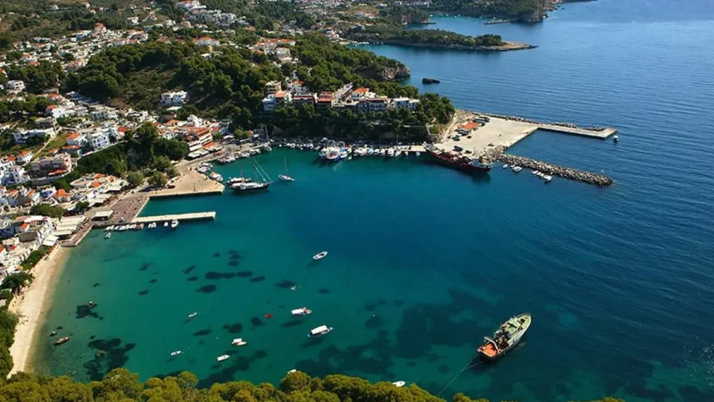 Glyfa_Beach_02