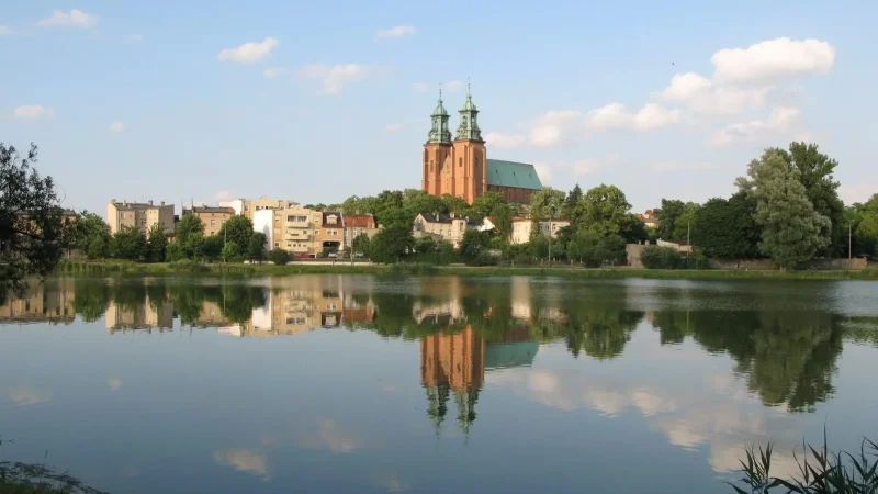 Gniezno_Lake_Jelonek_05