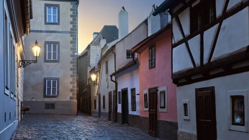Golden Lane – Historic Street Inside the Castle(2)