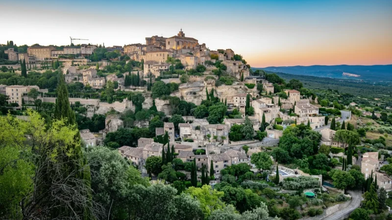 Gordes Village – Iconic Hilltop Town(4)
