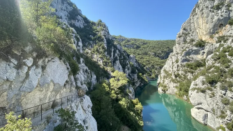 Gorges du Verdon – Deep canyon with turquoise waters(4)