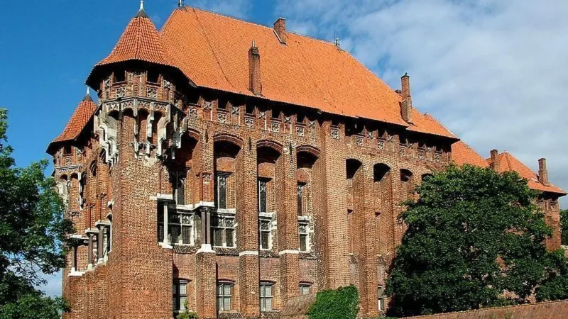 Grand_Master’s_Palace_07