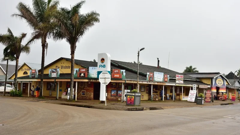 Graskop_Town_Centre_тАУ_Cafes_and_shops_03