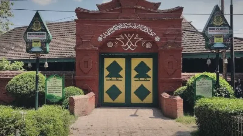 Great Mosque of Cirebon (Masjid Agung Sang Cipta Rasa)(3)