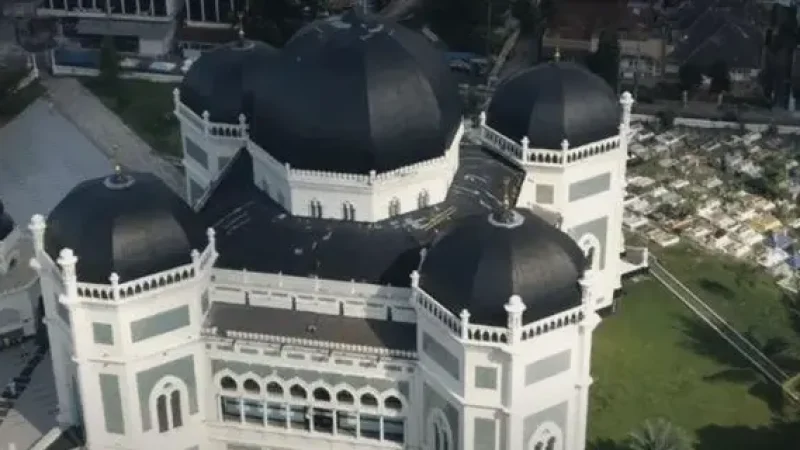 Great Mosque of Medan (Masjid Raya Al-Mashun)(1)