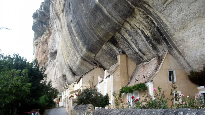 Grotte du Grand Roc – Crystal-filled natural cave(5)