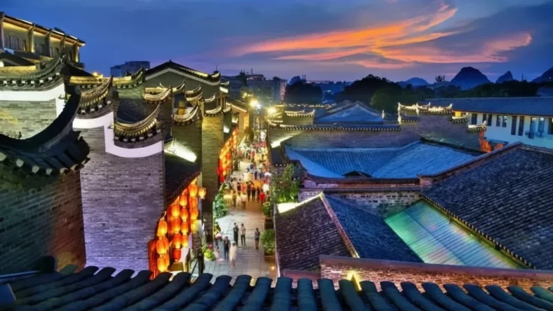 Guilin Central Square – City walking area(2)