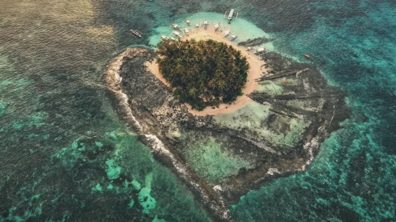 Guyam Island – Small Tropical Island(6)