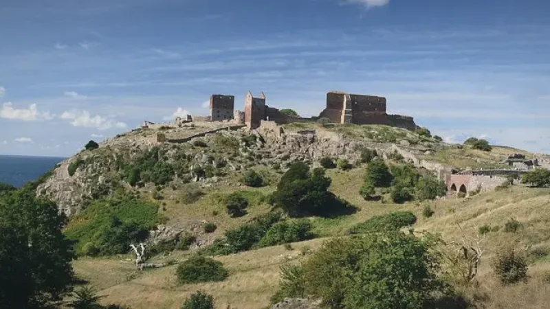 Hammershus Castle Ruins – Historic fortress ruins(4)