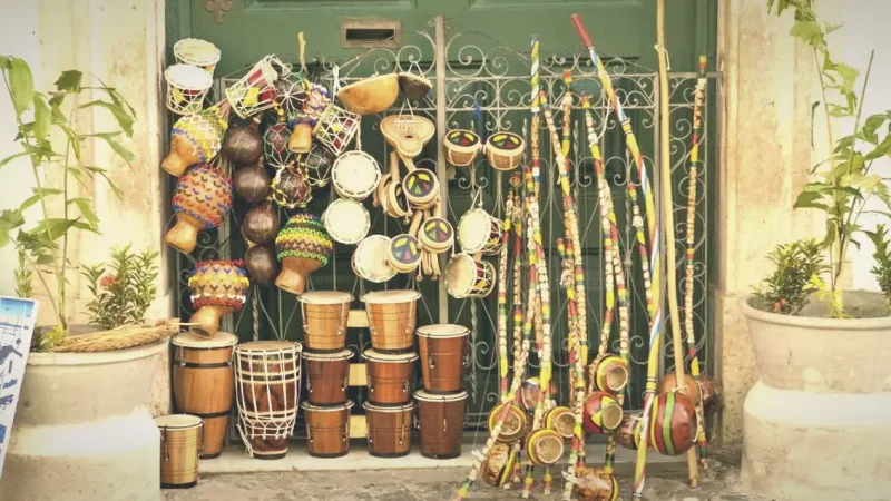 Handicraft Shops – Local crafts(3)