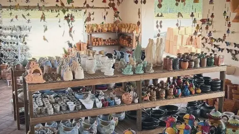 Handicraft Shops – Traditional crafts(3)