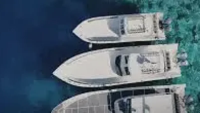 Harbour Area – Scenic ocean and boat(6)