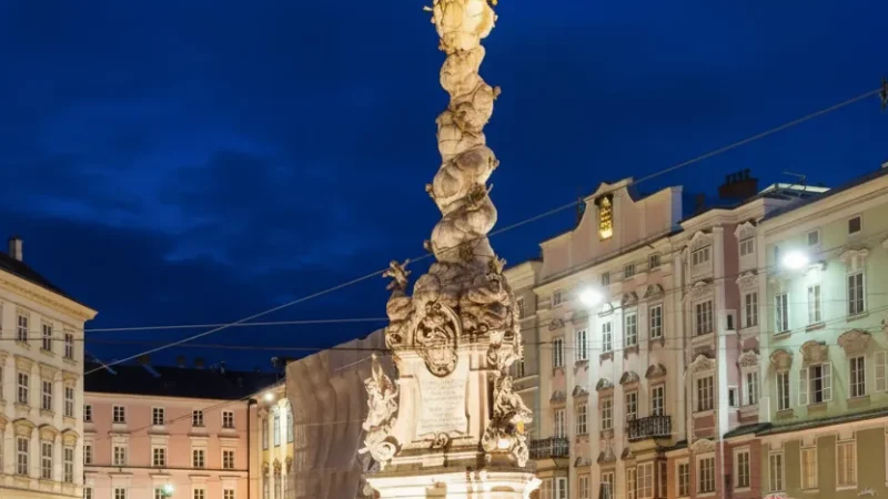 Hauptplatz – One of Austria’s Largest Town Squares(4)