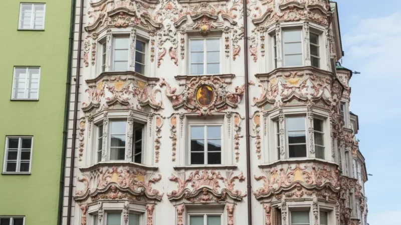 Helbling House – Decorative historic façade(3)