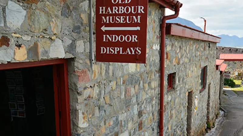 Hermanus_Old_Harbour_тАУ_Historic_seaside_harbor_05