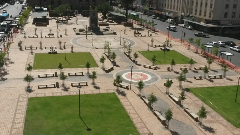 Hertzog_Square_тАУ_Central_city_landmark_04