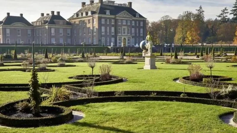 Het_Loo_Palace_(Paleis_Het_Loo)_03