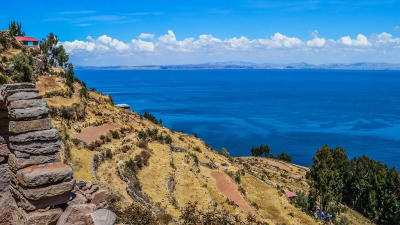 Hilltop_Viewpoints_–_Panoramic_lake_views__01