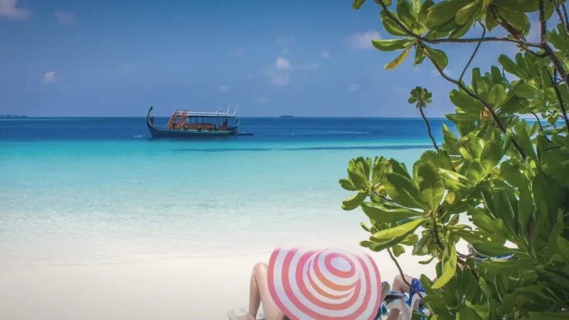 Himmafushi Bikini Beach – Relaxing swim area(5)