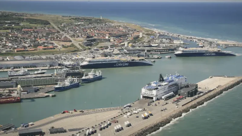Hirtshals Harbor – Active port & ferry area(2)