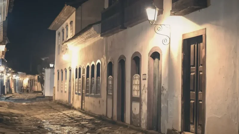 Historic Center – Cobblestone streets & colonial houses(1)