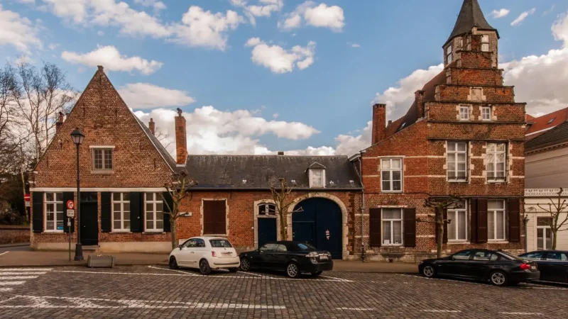 Hof_van_Nassau_02