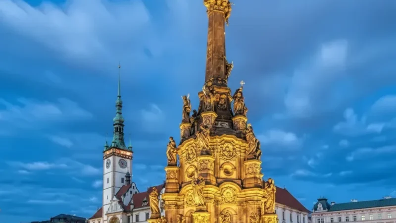 Holy Trinity Column – UNESCO Baroque Monument(4)