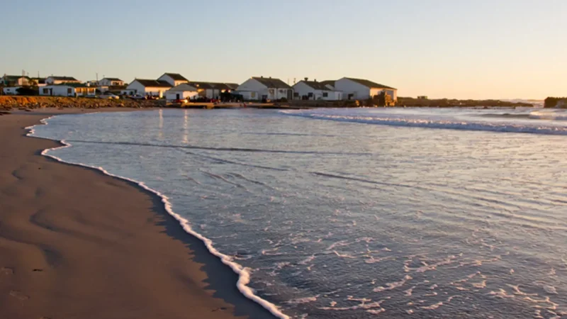 Hondeklip_Bay_тАУ_Quiet_coastal_village_03