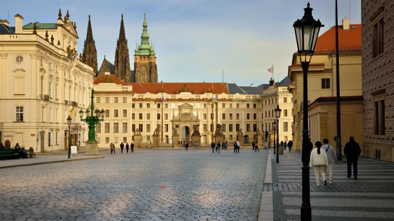 Hradčany Square – Historic Square Near the Castle(2)