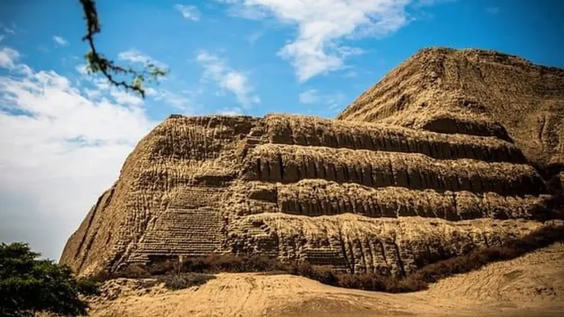 Huaca_del_Sol_04