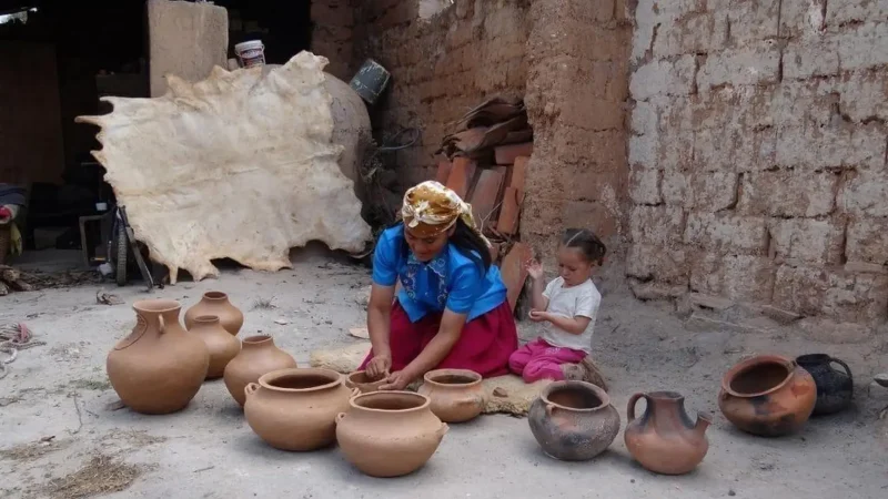 Huancas_Village_–_Traditional_pottery_village__04