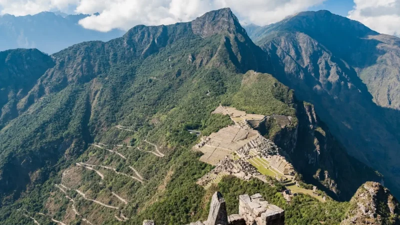 Huayna_Picchu_–_Mountain_hike_with_panoramic_views__03
