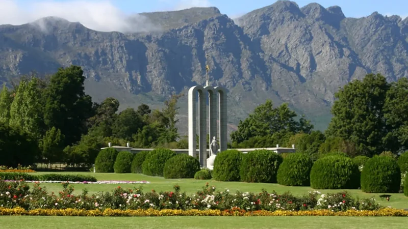 Huguenot_Monument_Gardens_тАУ_Peaceful_landscaped_gardens_06