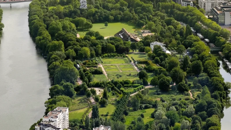 Île Saint-Germain – Peaceful island park on the Seine River(4)