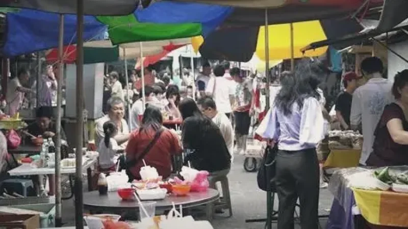 Imbi Market – Local breakfast market(4)