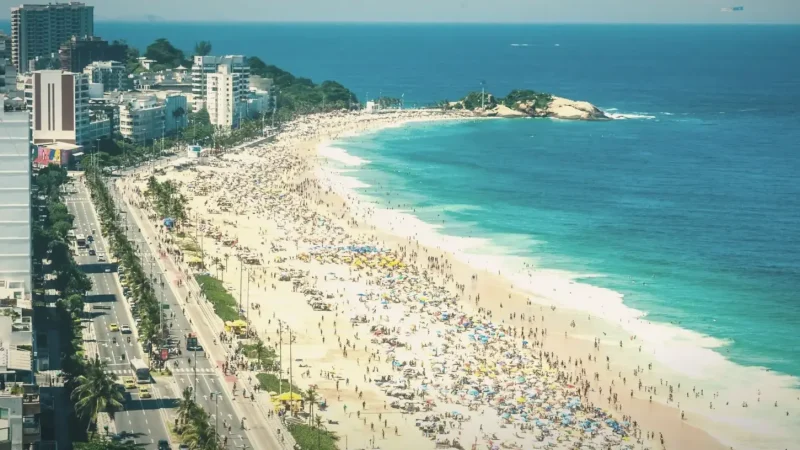 Ipanema Beach – Famous urban beach(6)