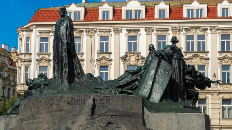 Jan Hus Memorial – Historic Monument(2)