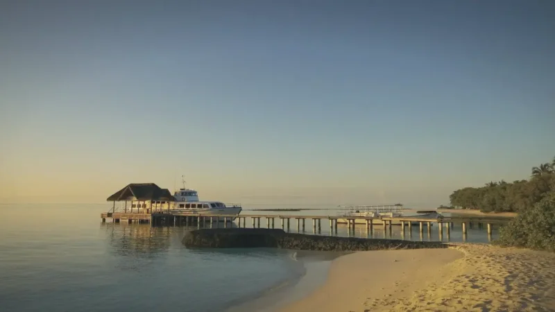 Jetty Viewpoint – Beautiful ocean and boat views(4)