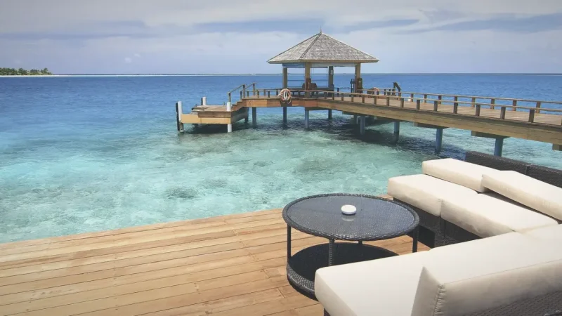 Jetty Viewpoint – Scenic ocean and boat views(3)