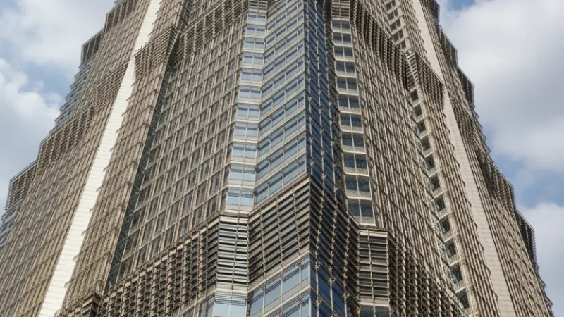 Jin Mao Tower – Observation deck and mall(2)