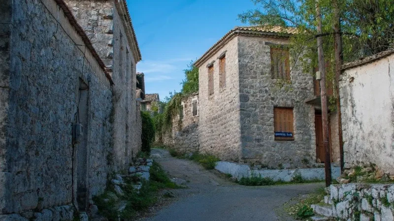 Kalamitsi_Village_02